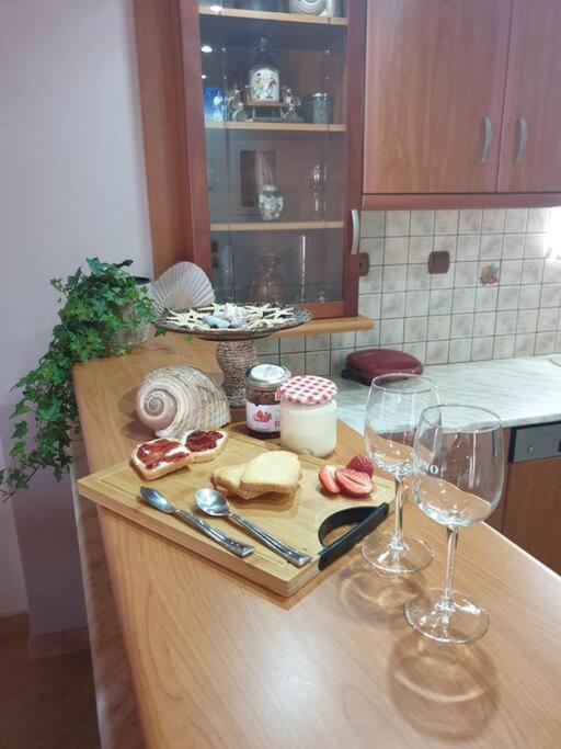 Family & Friends Maisonette In The Center Of * Lixouri