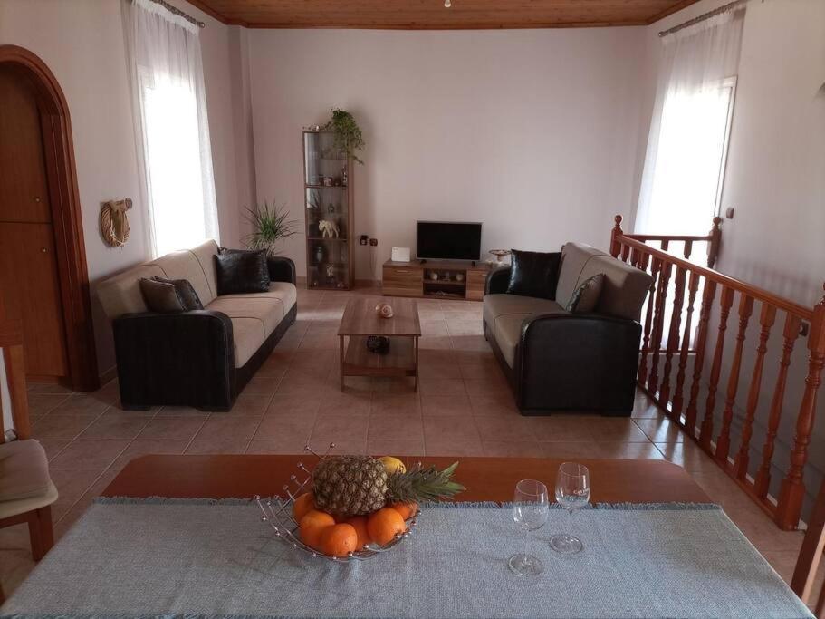 Family & Friends Maisonette In The Center Of